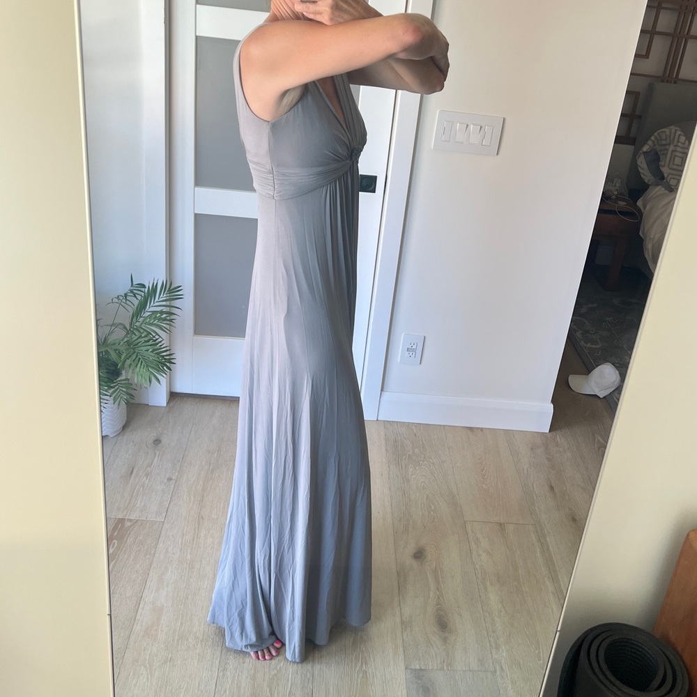 NWT BCBGMaxAzria “Jemma” sleeveless grey dress with broach. - Picture 3 of 7